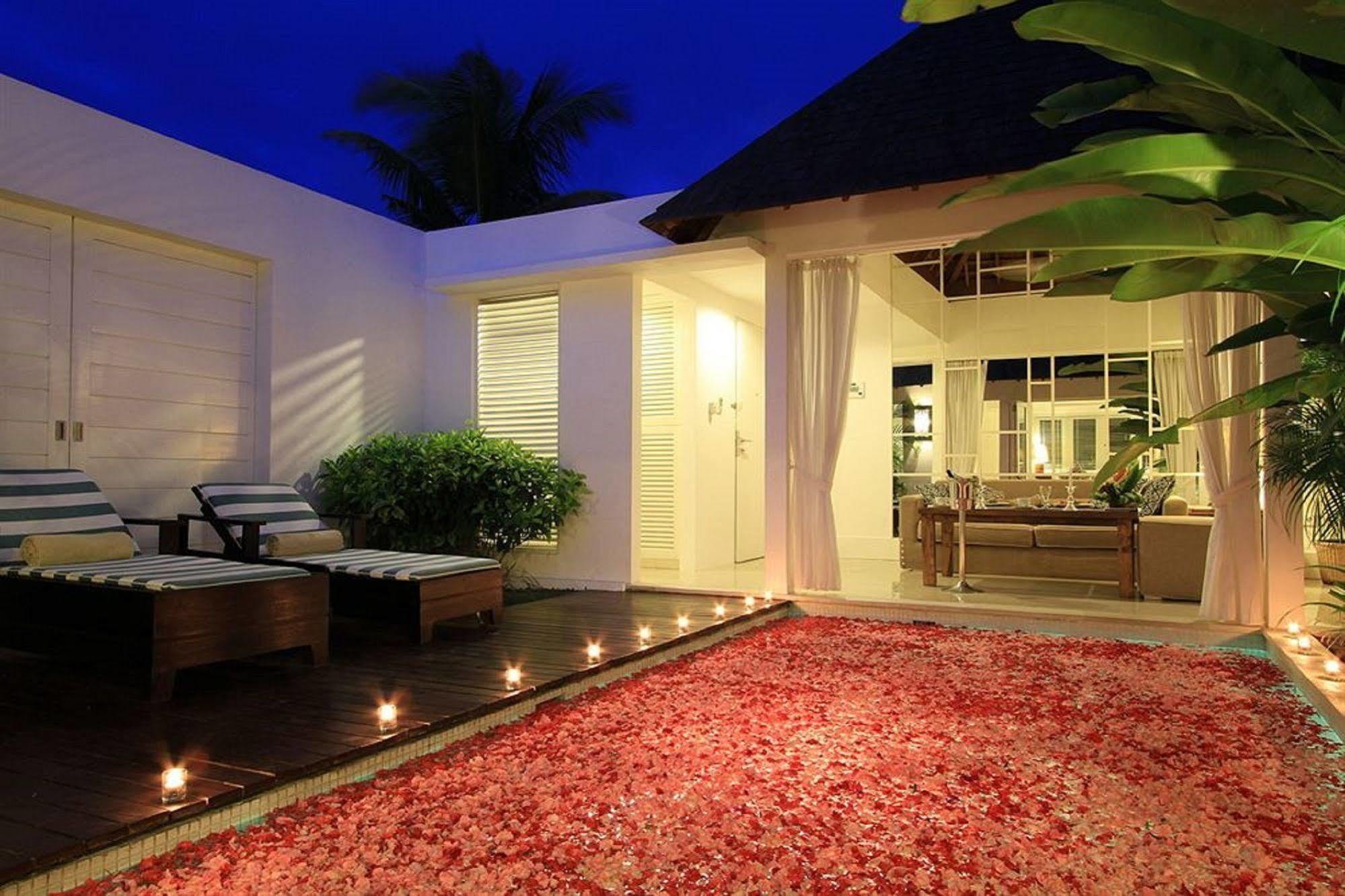Astana Residence Seminyak Esterno foto